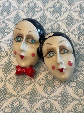 Vintage Art Deco Harlequin Brooch Pair - Cream, Black & Red